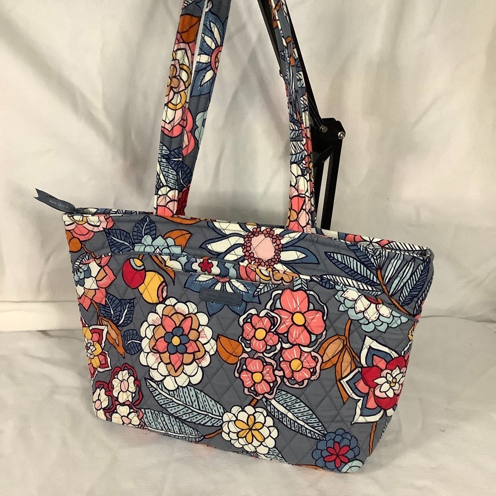 Vera Bradley Mandy in Tropical Evening
